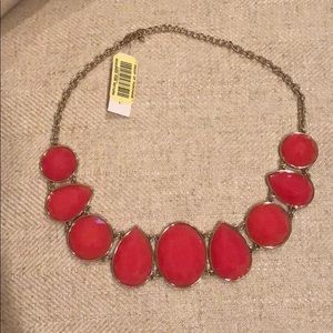 Coral Statement Necklace 💕